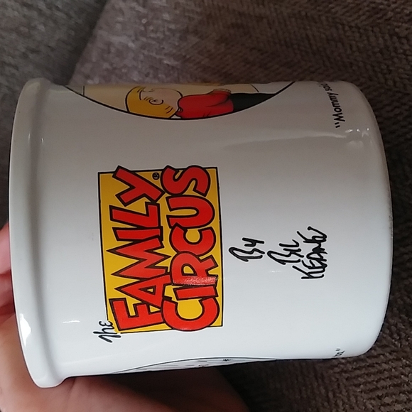 Family Circus mug and round tin - Picture 6 of 16